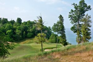 Arcadia Bluffs (Bluffs) 11th Side Green